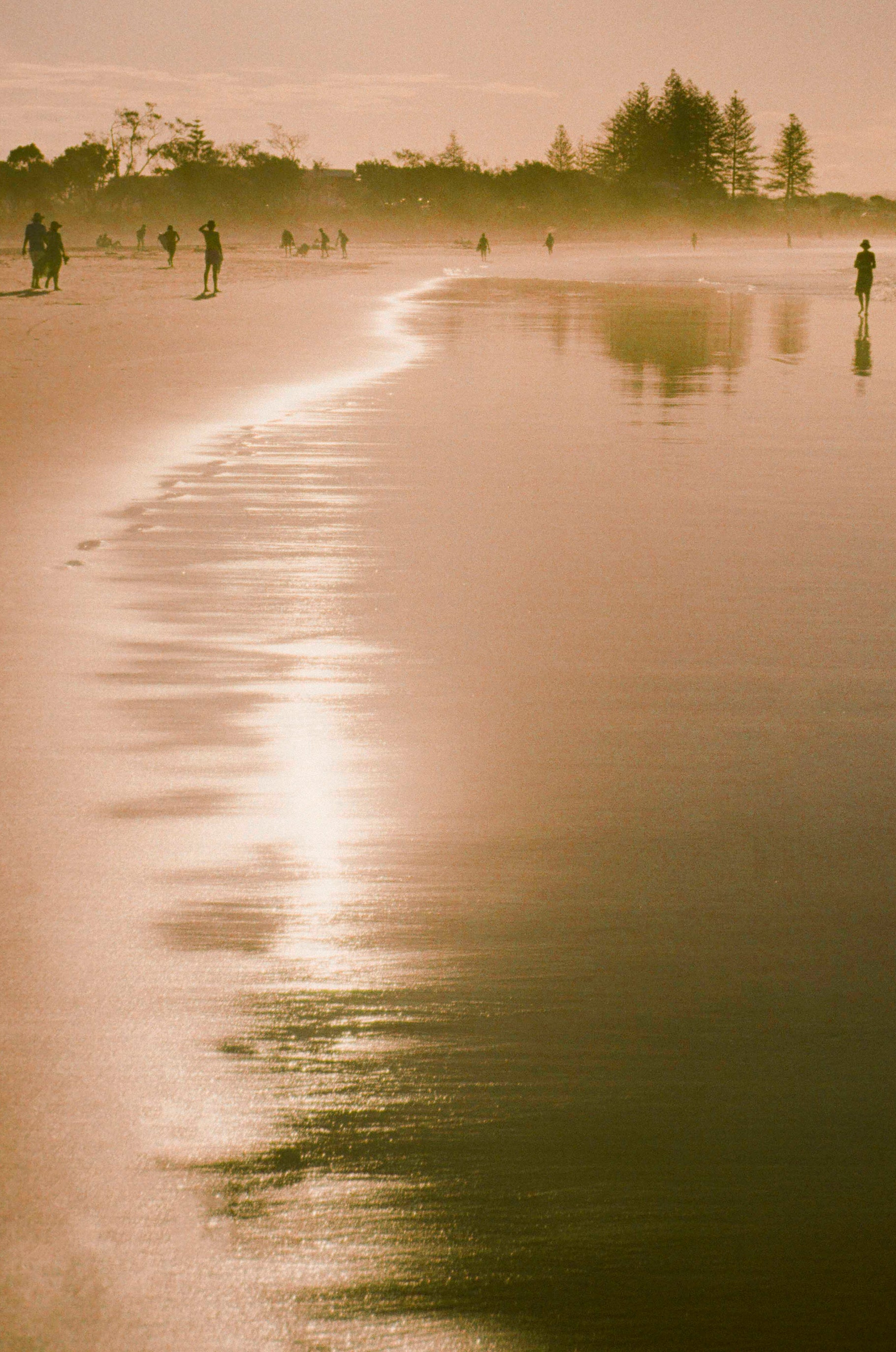 BYRON SUNDOWN